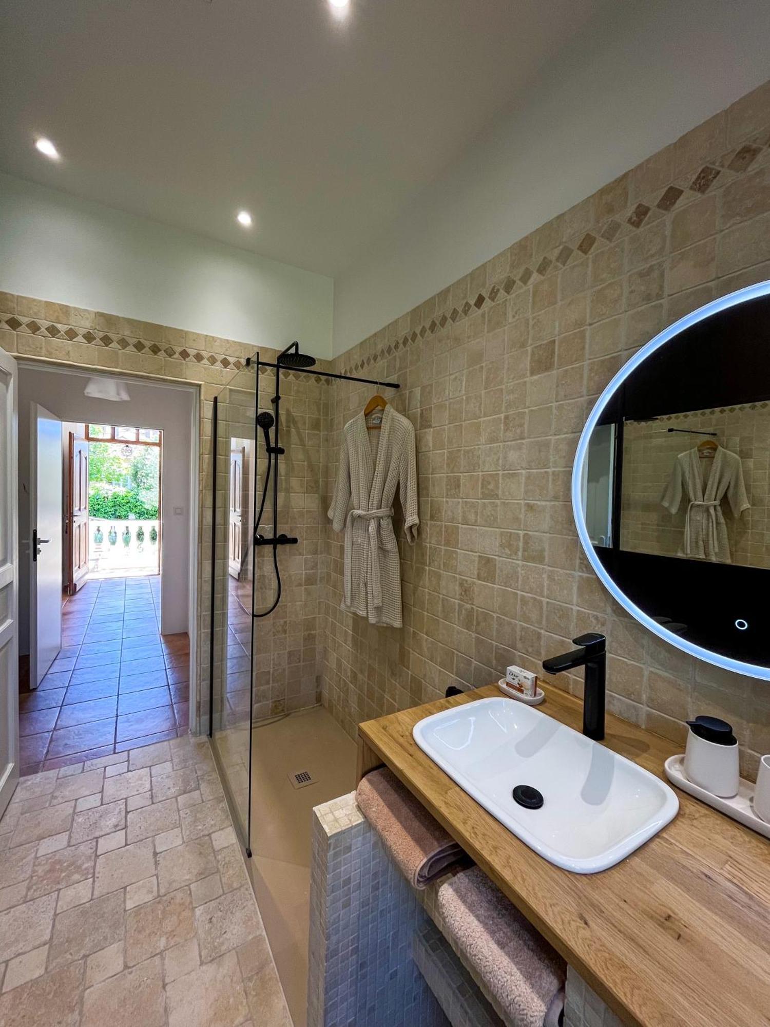 Bed and Breakfast La Thebaide Grasse Exteriér fotografie