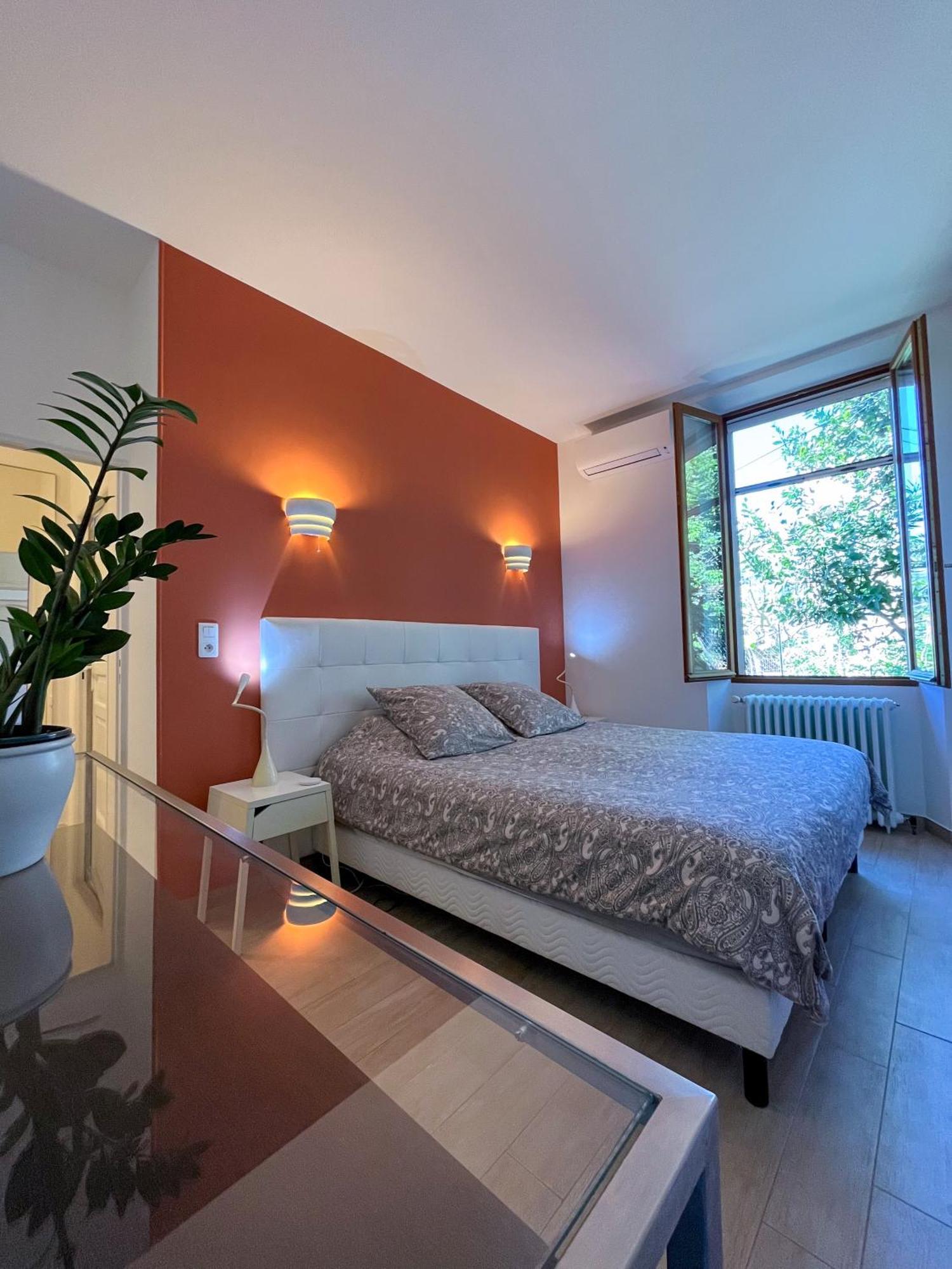 Bed and Breakfast La Thebaide Grasse Exteriér fotografie